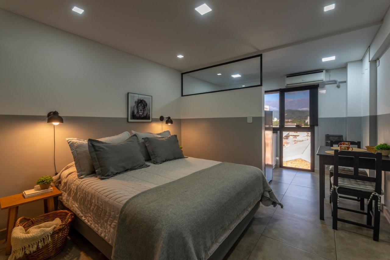 Appartement Departamento céntrico con estacionamiento gratis à San Salvador de Jujuy Extérieur photo
